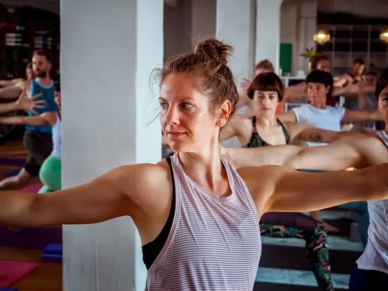 Power Vinyasa Flow Yoga im yogafürdich Studio Berlin-Mitte