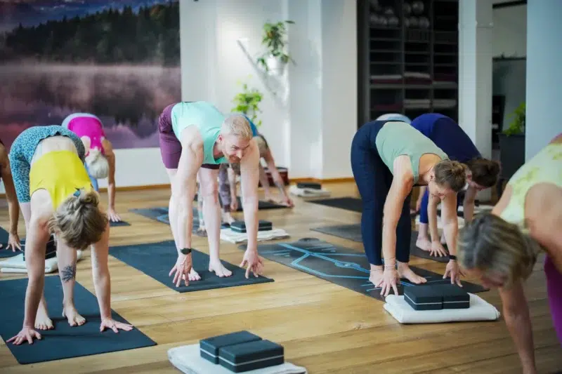 Power Vinyasa Flow Yoga bei yogafürdich in Berlin